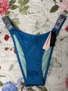 NWT Victoria’s Secret🦋 Brazilian “Very Sexy” Bikini Bottoms Rinestone XS Blue